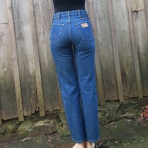 VTG Wrangler Jeans in Excellent Condition!